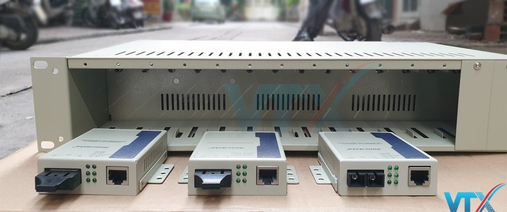 Khung nguồn tập trung 14 khe cắm converter Rack2000A