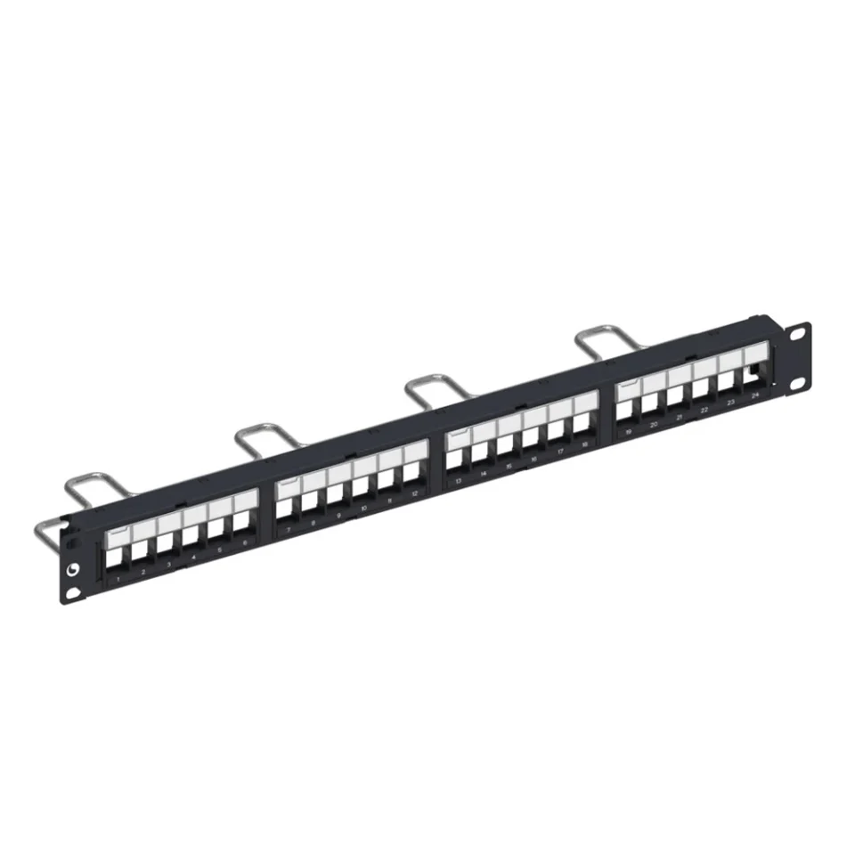 Patch Panel 24 Port COMMSCOPE CAT6 - 760237040 (1)