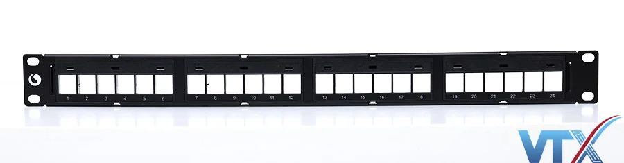 Patch Panel COMMSCOPE 24 Port (7)