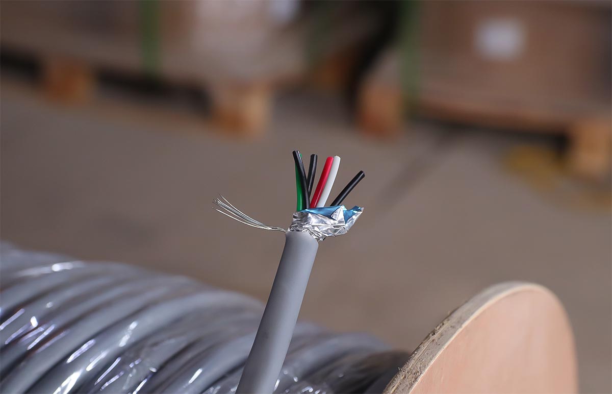 Cáp điều khiển ALANTEK