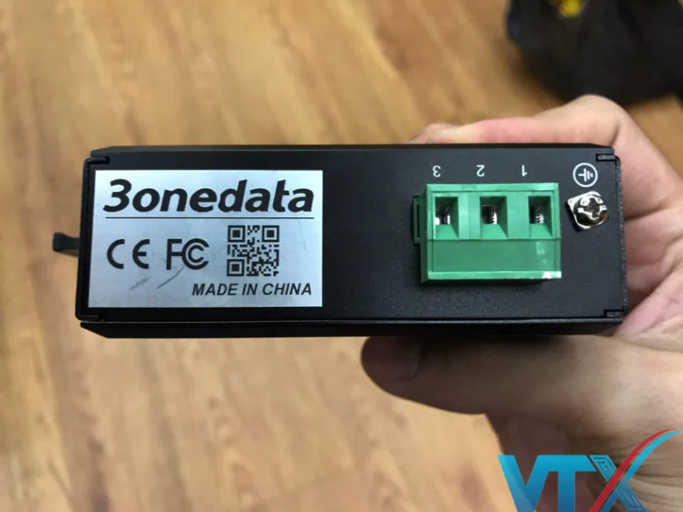 Bộ chuyển đổi quang điện công nghiệp 3Onedata IMC102-S