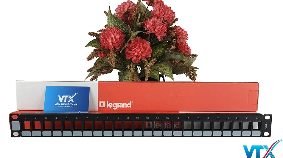 Patch panel Legrand 24 port 
