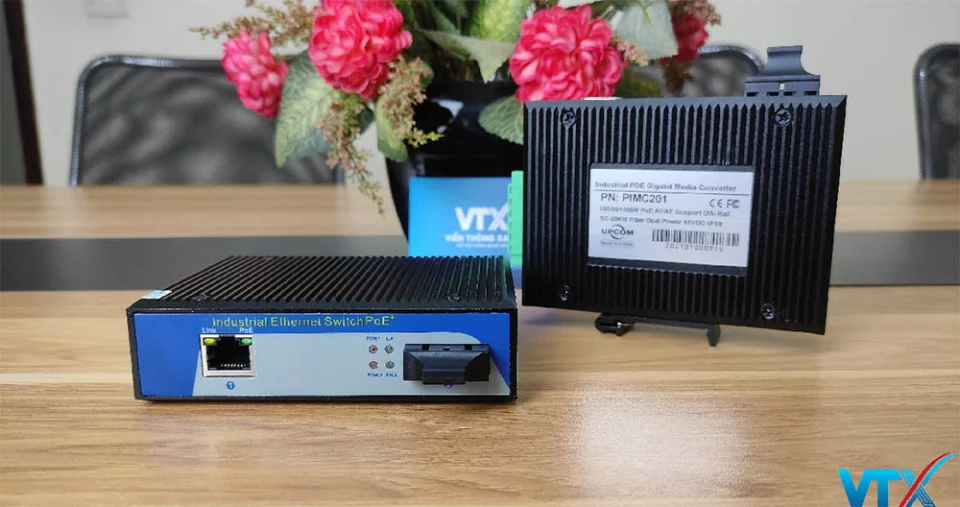 Converter PoE Công Nghiệp Upcom PIMC201
