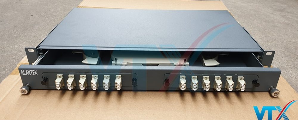 Hộp phối quang ODF Alantek 24 FO khay trượt 306-8R1UBN-0000