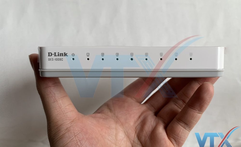 Bộ chia mạng D-Link DES-1008C