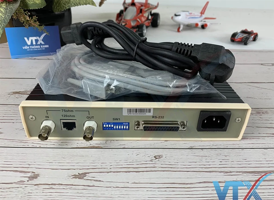 Bộ chuyển đổi RS232 sang E1 3Onedata PNE232