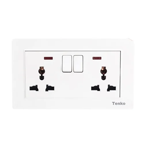 Ổ cắm điện chống giật có công tắc Tenko TK-TT-132