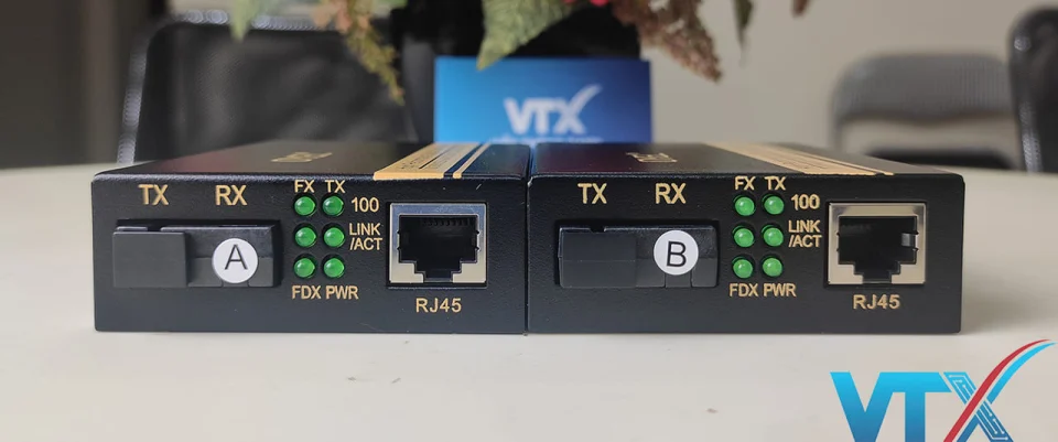 Media converter quang 1 vào 1 ra 10/100Mbps OYEL PN: EL-1001A/B