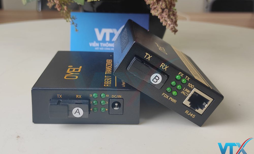 Media converter quang 1 vào 4 ra 10/100Mbps OYEL PN: EL-1001A/B