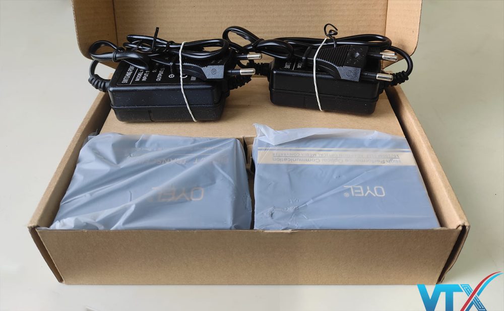 Media converter quang 1 vào 1 ra 10/100Mbps OYEL PN: EL-1001A/B