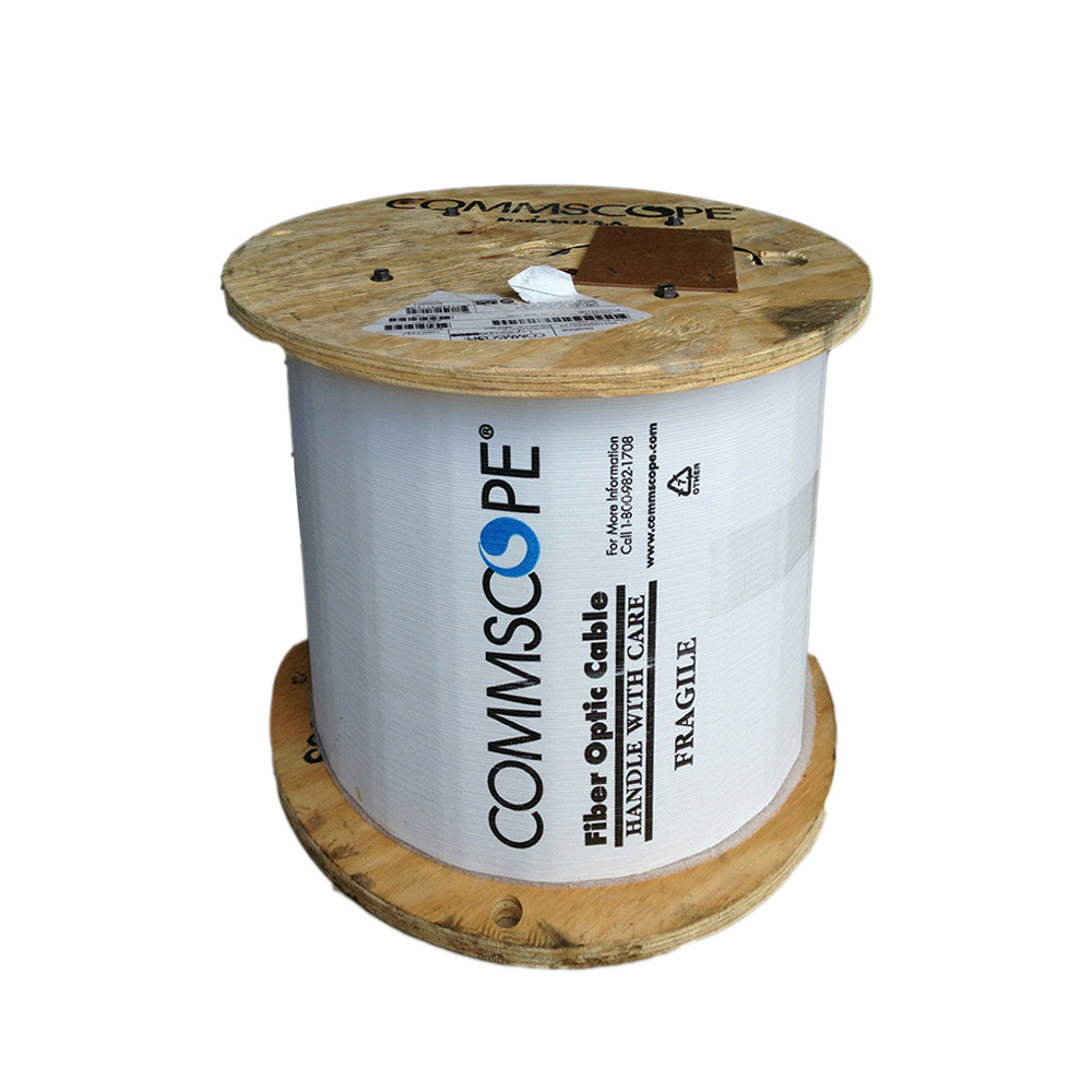 Cáp quang Commscope OM3 8FO Indoor PN 760031674