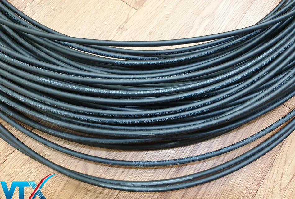 Cáp quang 12FO MultiMode 50/125µm Commscope outdoor P/N: 1-1427434-2