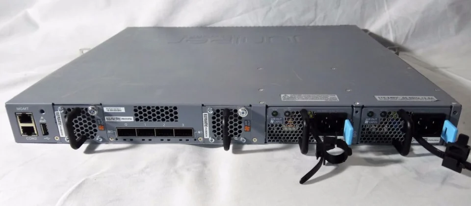 Switch Juniper 48 Port 10/100/1000BaseT EX4300-48T-DC-AFI