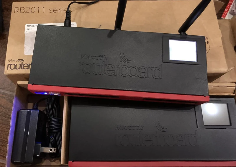 Bộ định tuyến Router Mikrotik RB2011UiAS-IN_2