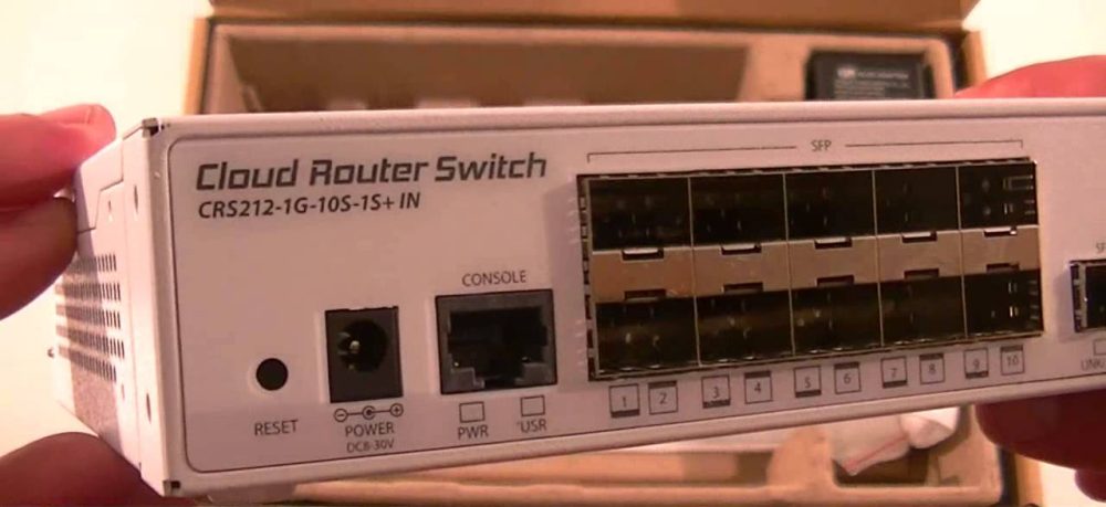 Switch chia mạng Mikrotik CRS212-1G-10S-1S+IN