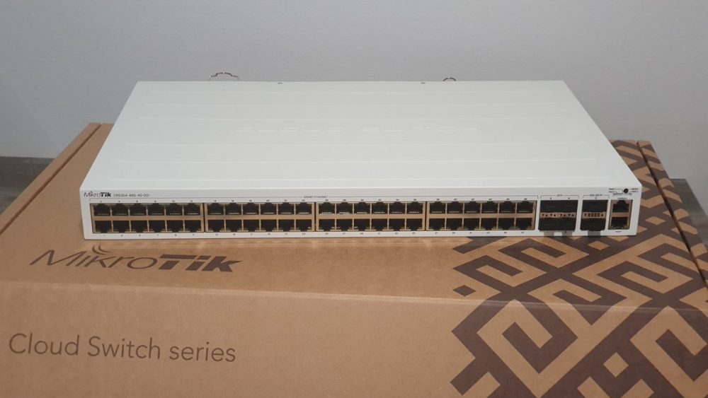 Switch chia mạng Mikrotik CRS354-48G-4S+2Q+RM