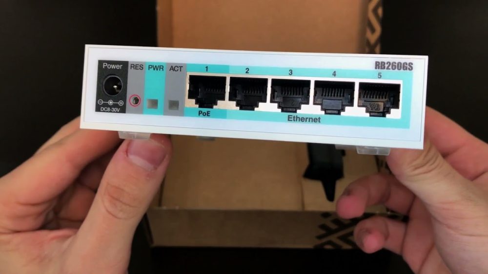Switch chia mạng Mikrotik RB260GS