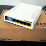 Switch chia mạng Mikrotik RB260GS