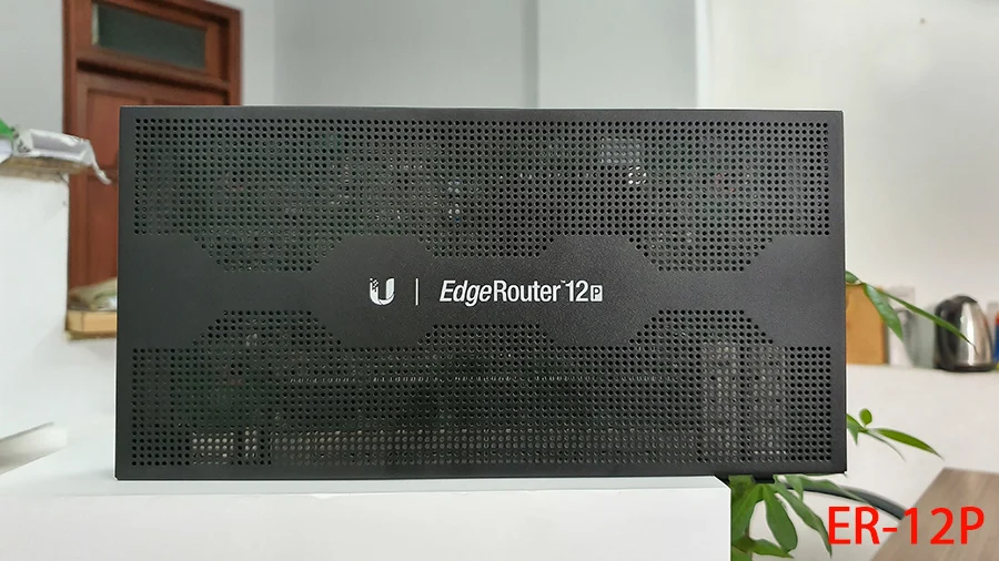 Cân bằng tải Ubiquiti EdgeRouter 12P ER-12P