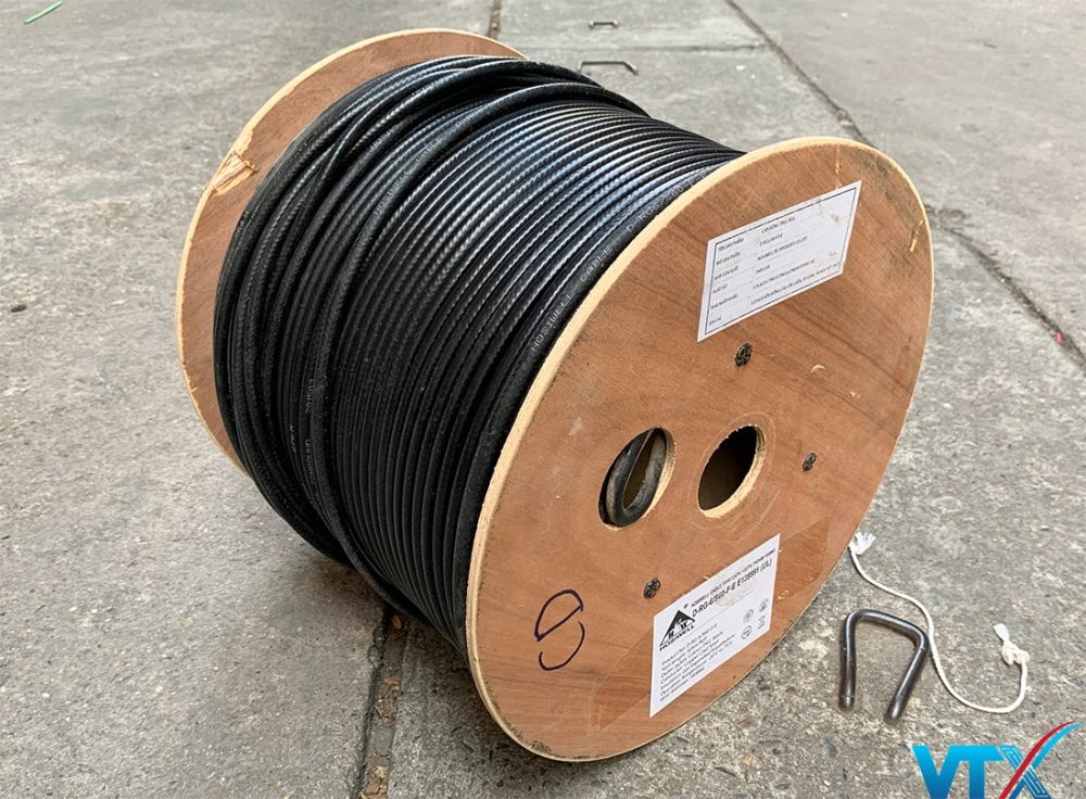 Cáp Đồng Trục Hosiwell D-RG6-S60-F E138991