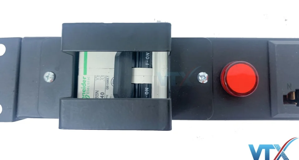 Aptomat thanh nguồn PDU 6 cổng