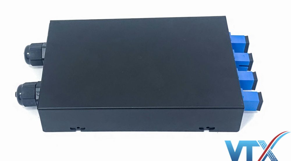 hộp phối quang ODF 4FO treo tường trong nhà (2)