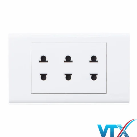 Ổ cắm 3 SINO S18U3
