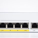 Switch chia mạng Cisco 8 cổng Ethernet Gigabit + 2 cổng kết hợp SFPGigabit Ethernet - CBS250-8P-E-2G (4)