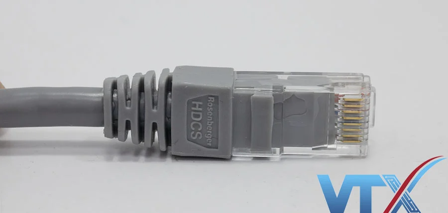 ảnh chụp cận cảnh dây nhảy mạng Cat6 UTP Rosenberger CP61-421-12 2m