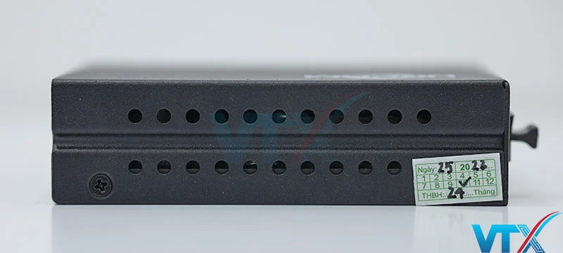 UPCOM MC401 Media Converter 10Gbps 1 cổng SFP + 1 cổng Rj45 (7)