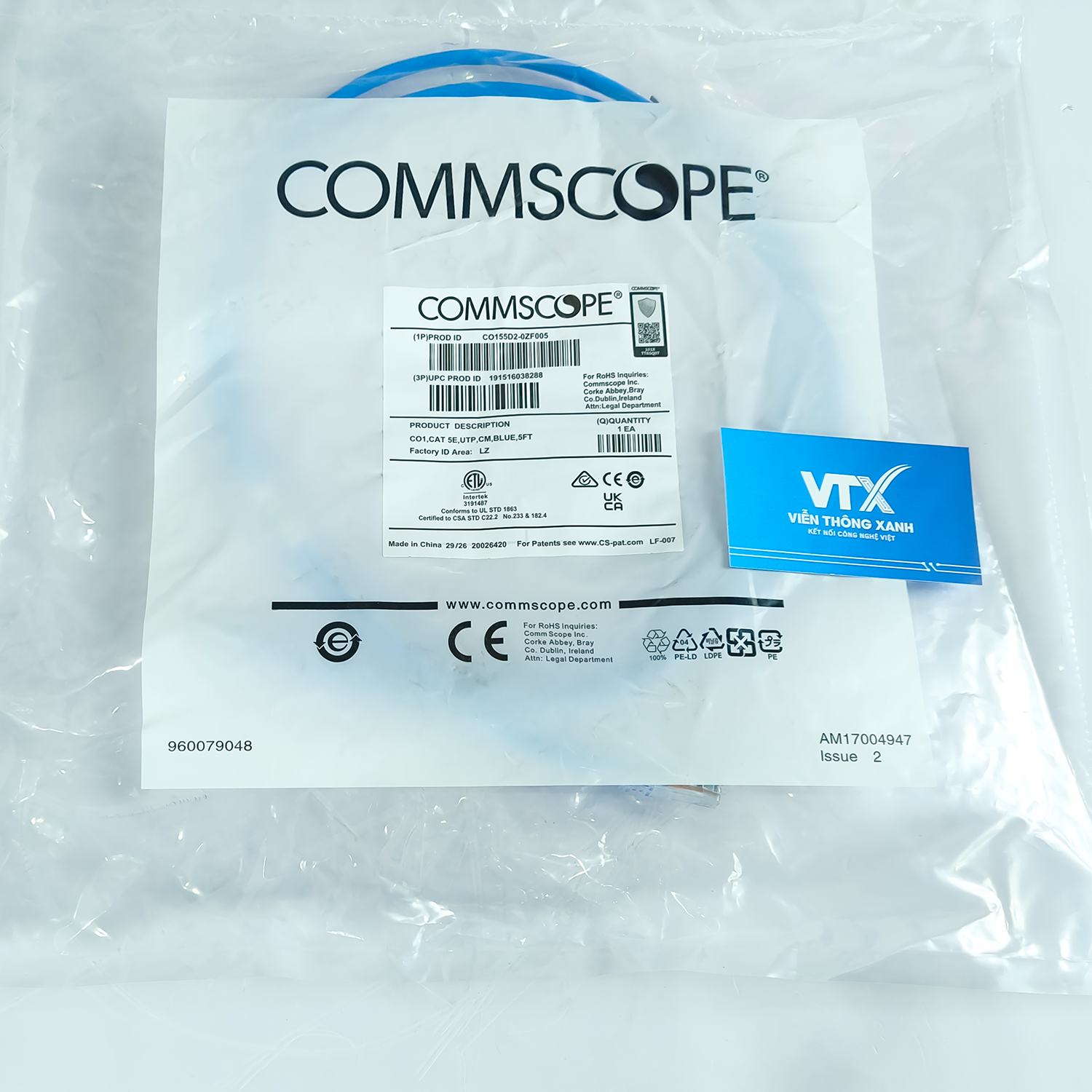 Dây nhảy cáp mạng UTP Cat5e 5ft - 1.5 m màu xanh CO155D2-OZF005 (2)
