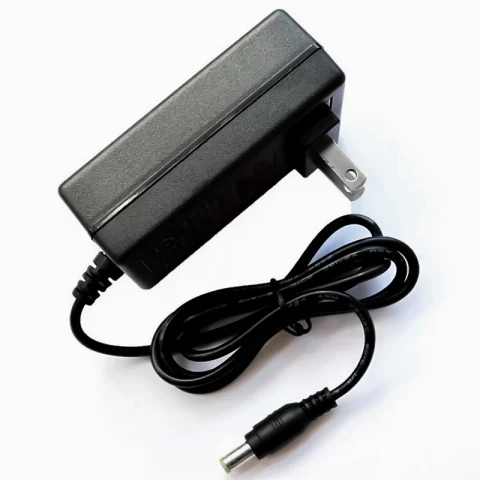 ADAPTOR ID01 12V/2A Dùng Trong Nhà