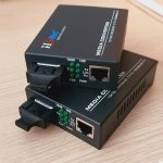 Bộ chuyển đổi Ethernet 2 sợi quang và 1 cổng RJ45 100Mbps1G HDtec (1)