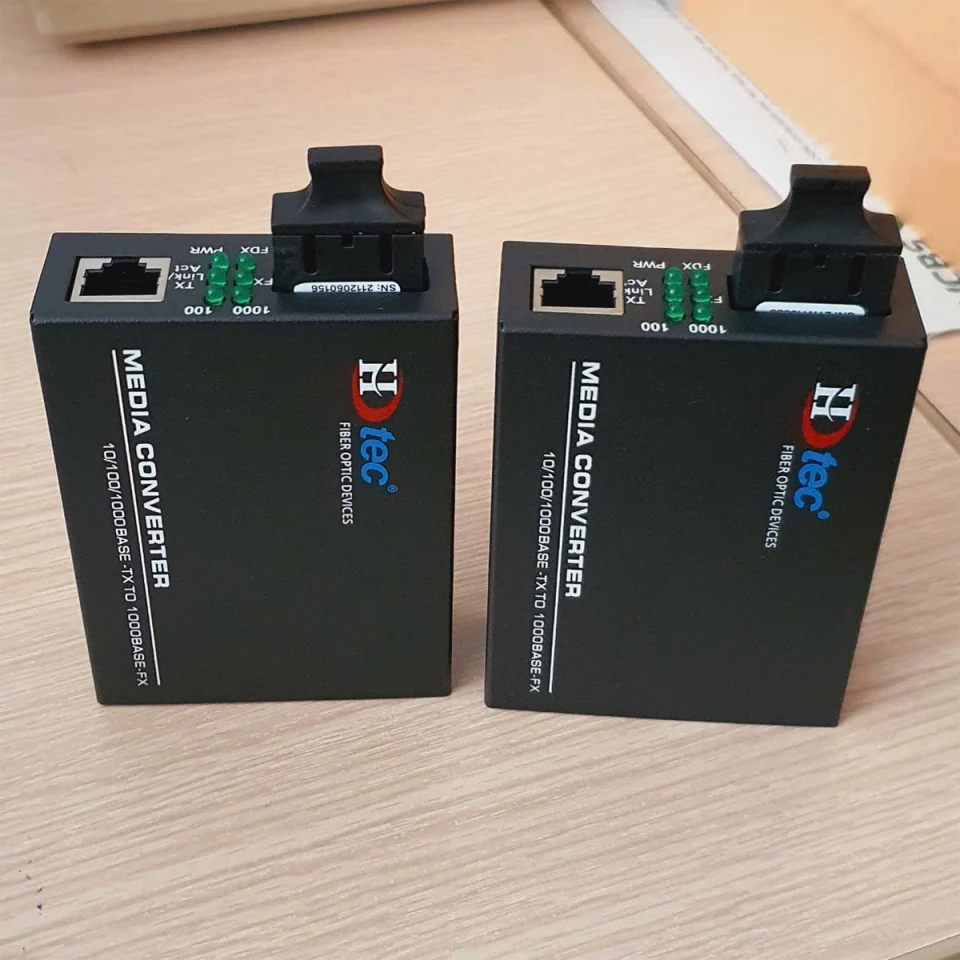 Bộ chuyển đổi Ethernet 2 sợi quang và 1 cổng RJ45 100Mbps1G HDtec (4)