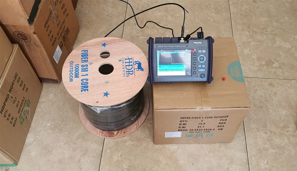 Cáp quang đệm chặt ngoài trời 1FO, 2FO, 4FO HDPRO (Có dây căng) (5)