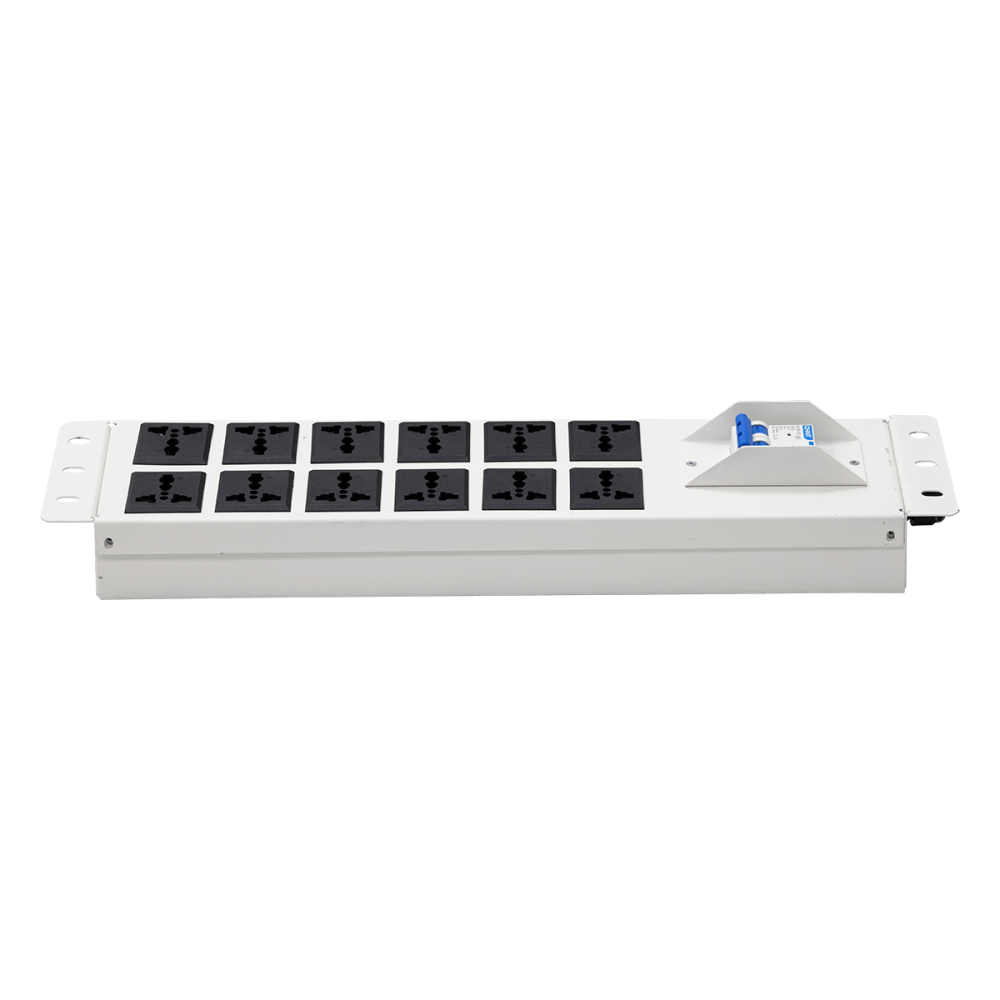 Ảnh chụp chi tiết thanh nguồn 12 ổ đa năng màu trắng Maxtel