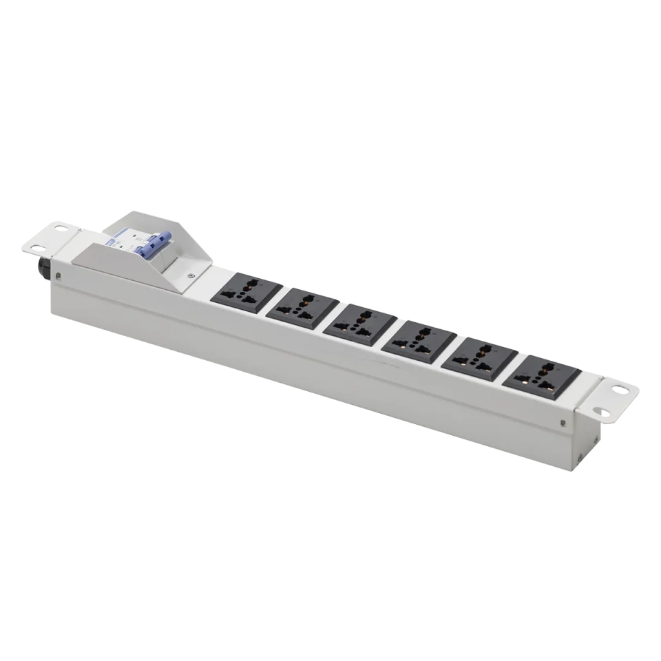 Ảnh chụp thanh nguồn PDU 6 ổ có át Maxtel màu trắng