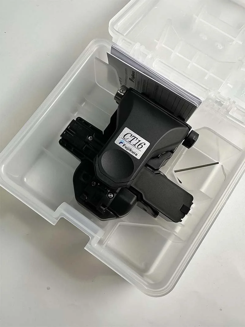 Dao cắt sợi quang Fujikura CT16 FSM-43/33
