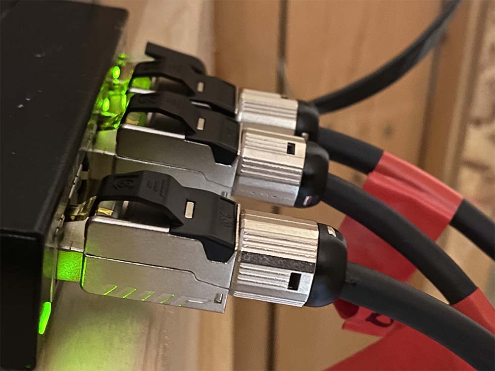 Những lưu ý khi lắp đặt cáp mạng Cat8
