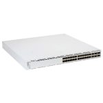 Góc nghiêng phải mặt trước switch chia mạng Eltex MES5400-24