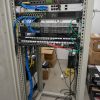 Patch panel ANCOMTECK 16 cổng ACT-16S1U được lắp đặt trong hệ thống tủ mạng