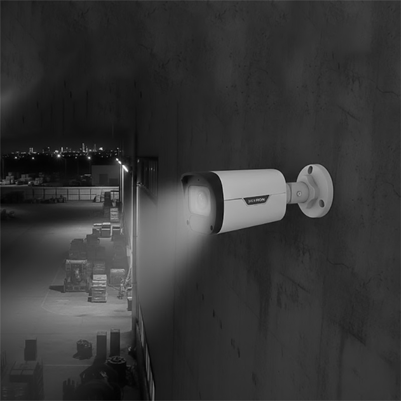 Camera BULLET hồng ngoại HUVIRON HU-NP222DMT_I5E-AF 2MP được lắp đặt tại nhà xưởng