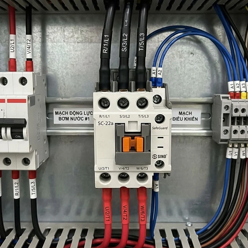 Contactor-SINO-Vanlock-SMC – 9b-22b-da-duoc-lap-dat