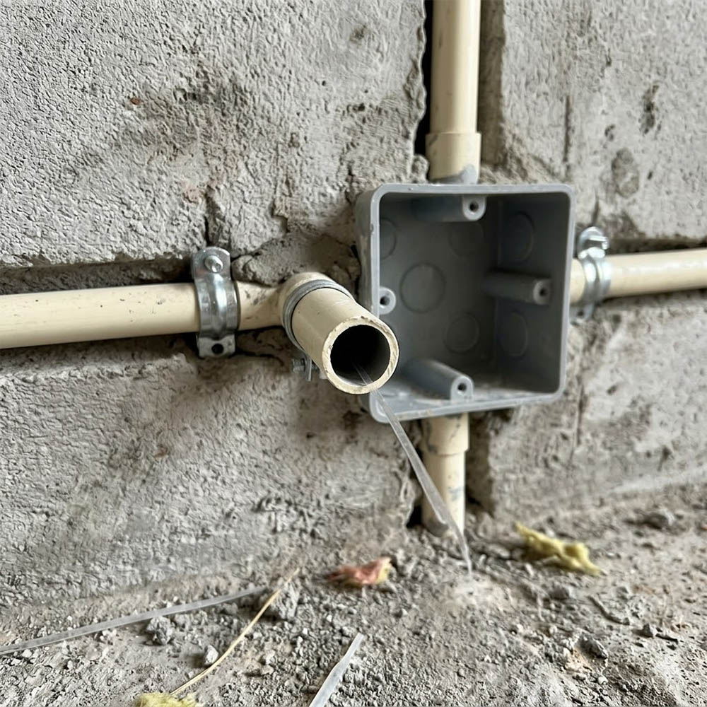 Ứng dụng thực tế của Ống nhựa cứng luồn dây điện Sino VL9025 320N đi âm tường