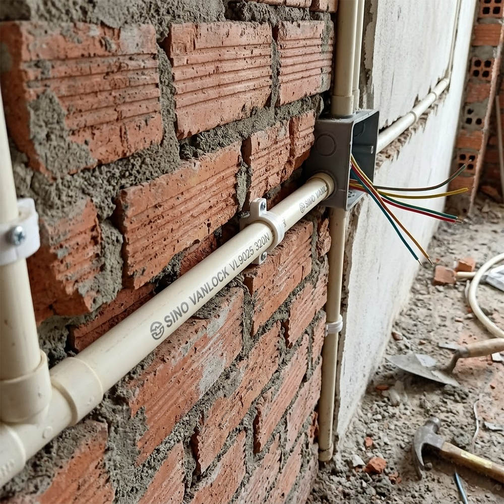 Ống nhựa cứng luồn dây điện Sino VL9025 320N 20 cây/bó