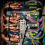 đầu kết nối của dây nhảy mạng Cat5e UTP Hosiwell 30001-CC 24 AWG......